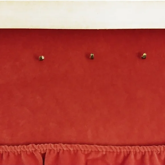 Reed & Bartontop of dresser jewelry box